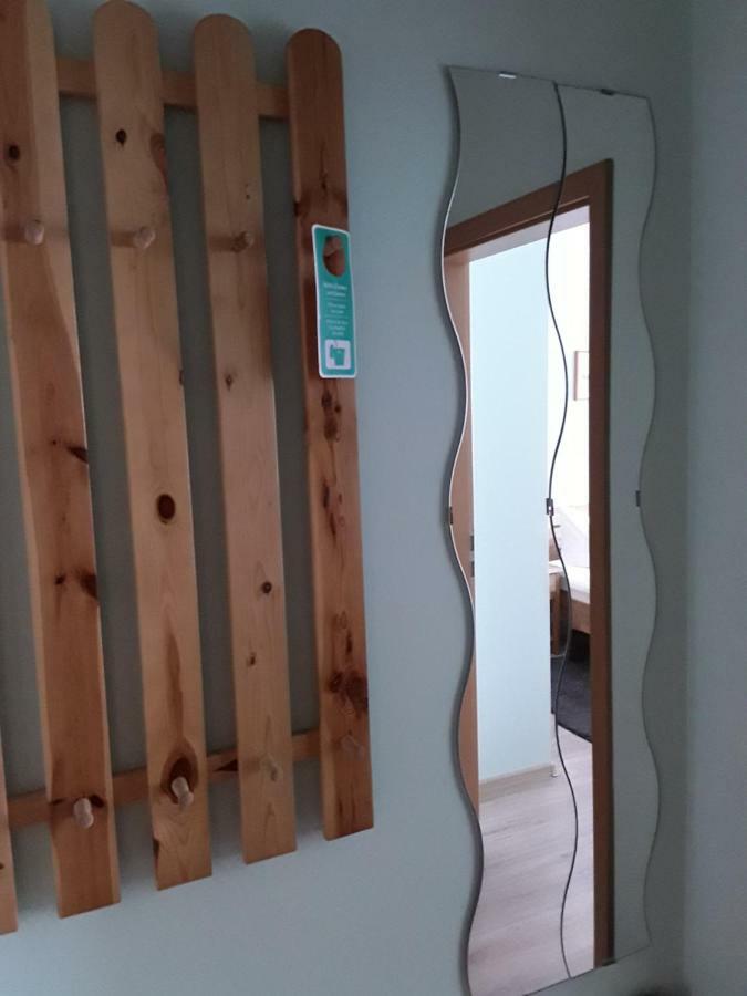 Gasthof Lindenkrug Broderstorf Kültér fotó